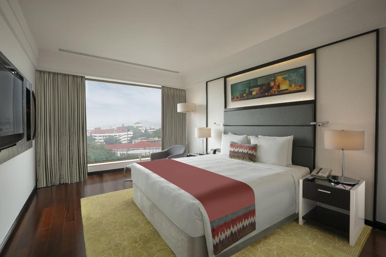 Crowne Plaza Pune City Centre By Ihg Exterior foto